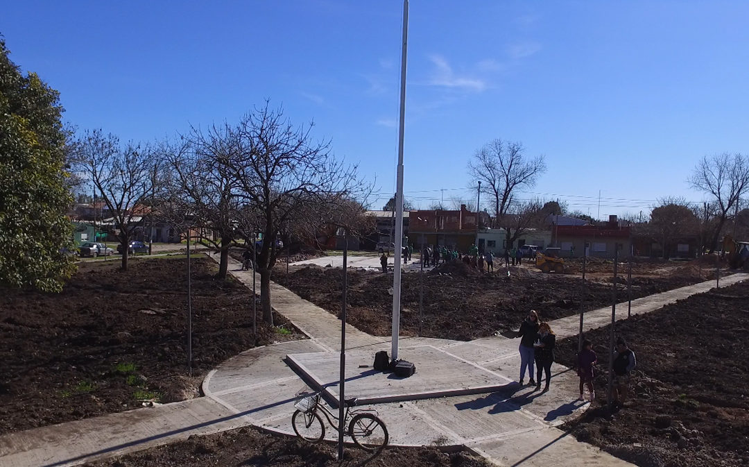 PLAZA PARA BARRIO LOMA FLORIDA