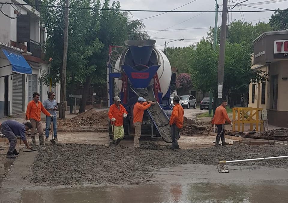 RECONSTRUCCIÓN Y REPAVIMENTACIÓN EN SAN ANTONIO DE PADUA