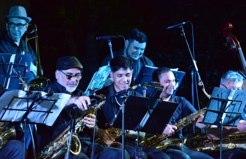 UNA MULTITUD EN EL FESTIVAL INTERNACIONAL DE JAZZ DE MERLO