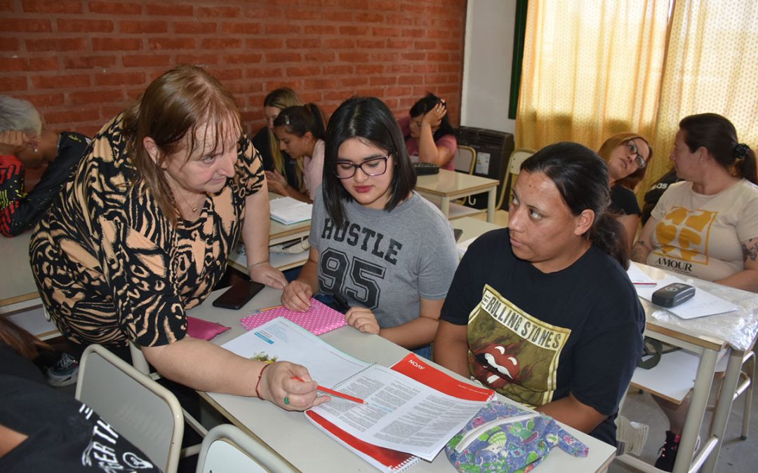 CURSO GRATUITO DE MANIPULACIÓN SEGURA DE ALIMENTOS